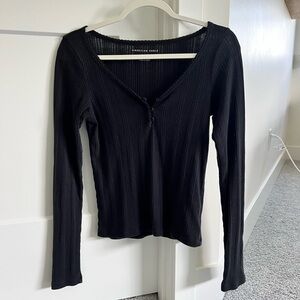 American eagle black long sleeve